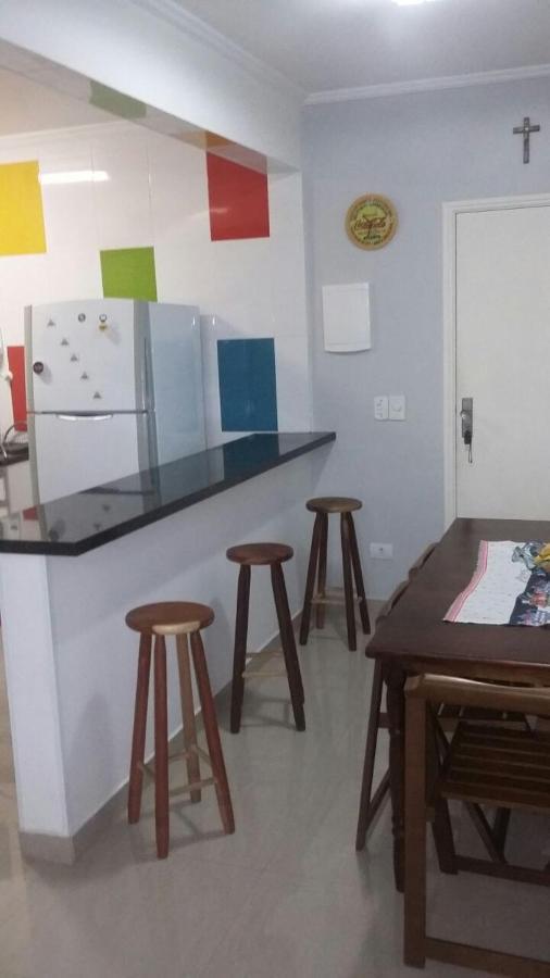 Apto na Enseada-Guarujá, a 150 metros da praia Exterior foto